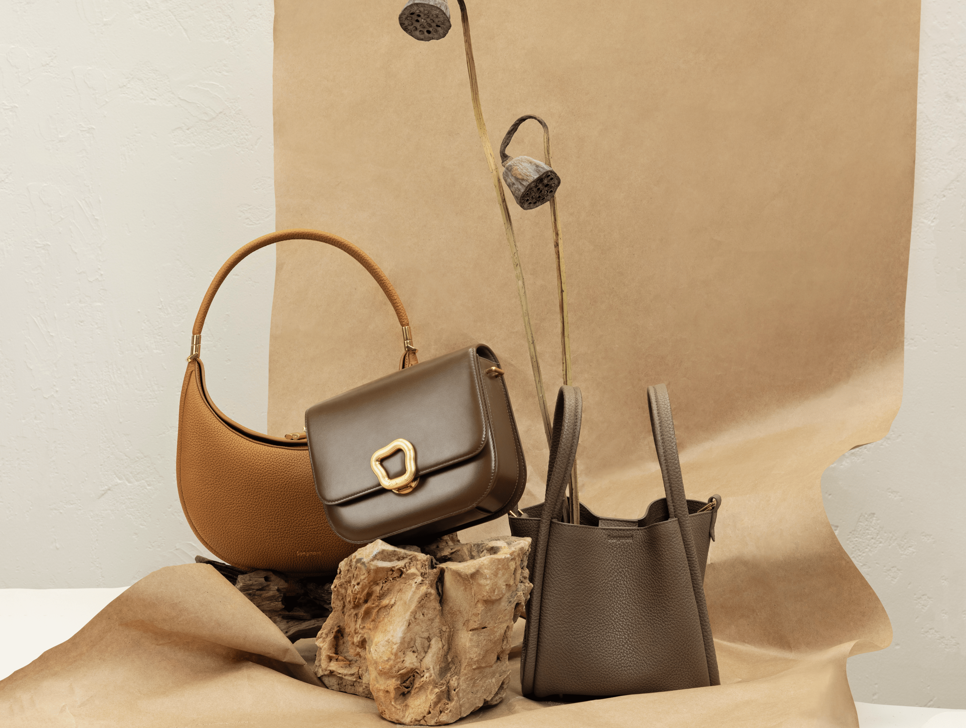 What to Expect in 2024: The Six Most Popular Bag Colors