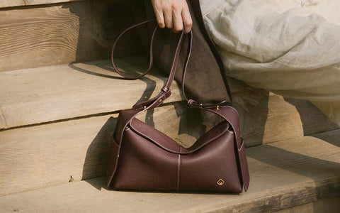 Burgundy Bag: The Timeless and Versatile Fashion Accessory