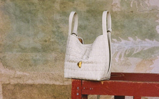 How to Clean a White Leather Bag and Remove Tough Stains at Home
