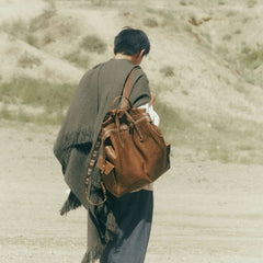 Messenger Bag vs Backpack: Which One to Choose