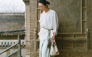 What Is a Bucket Bag? The Complete Styling & Buying Guide