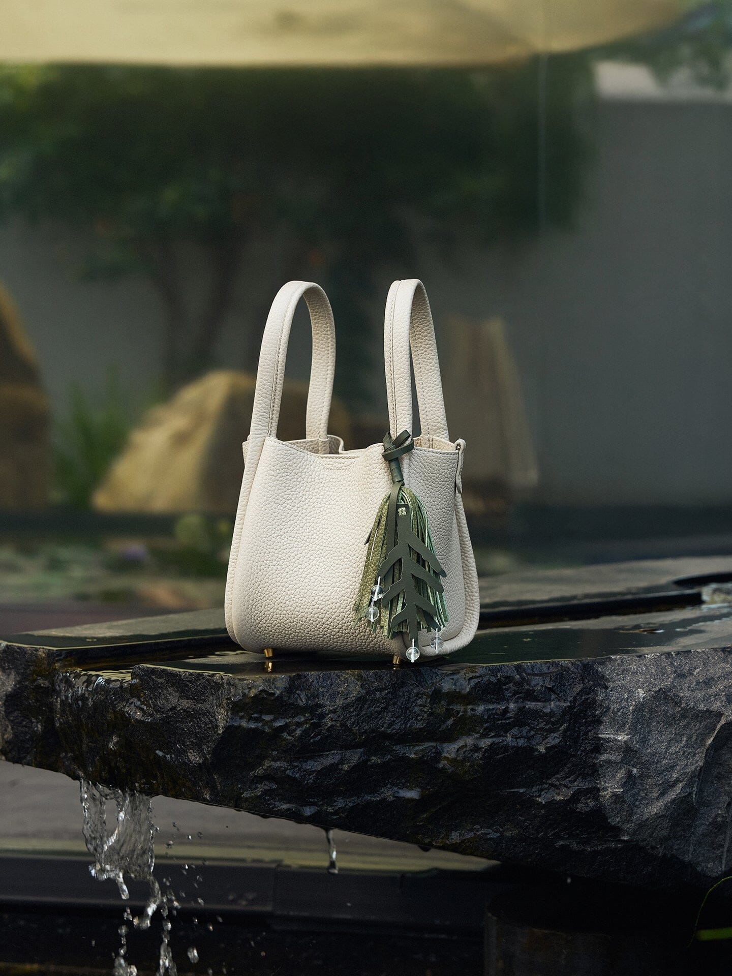 Morning Dew in Paris Songmont 