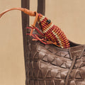 Bouncing Shrimp Charm（Golden Pine Club） Songmont 