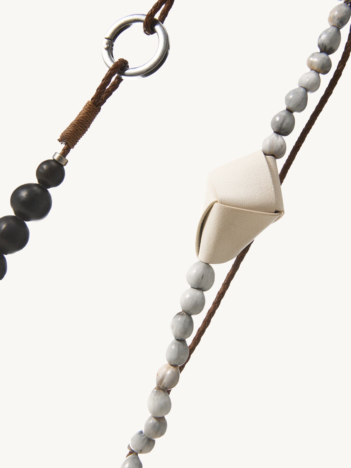 Large Carefree Thread Charm Songmont 