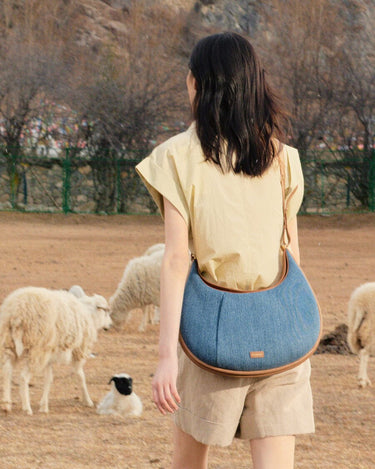 【訳あり】Songmont お洒落Luna Bag Luna Crescent Vegan Leather Bag | Recycled Eco Caramel – Songmont