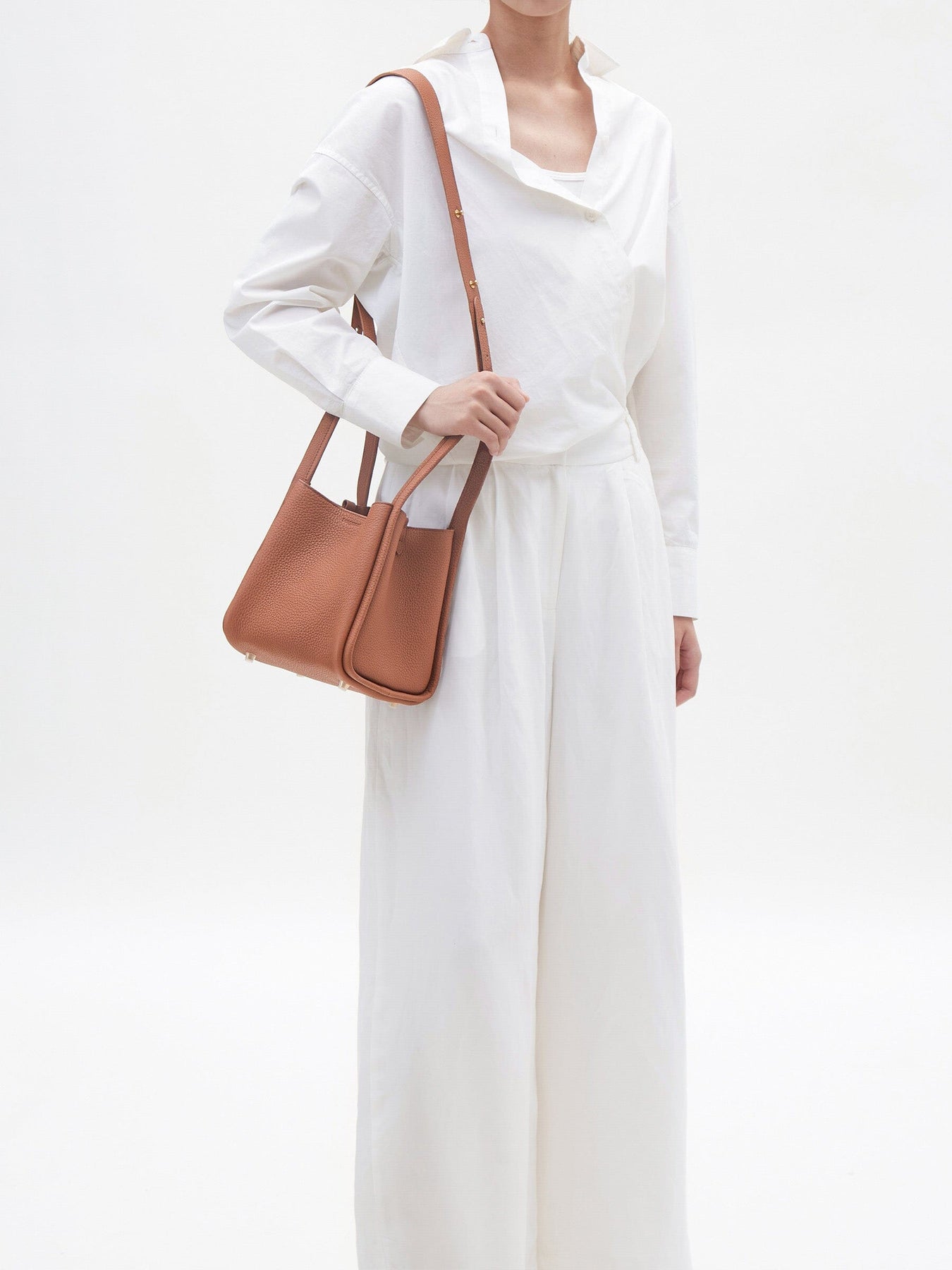 hand bag