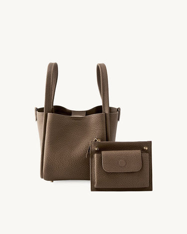 Medium song bag in taupe full-grain leather with magnetic closure and separate zip pouch