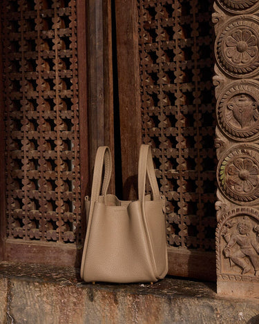 Medium Leather Bucket Bag | Full-Grain, Removable Pouch – Songmont