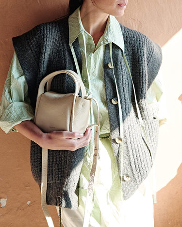 product image - can not be deleted