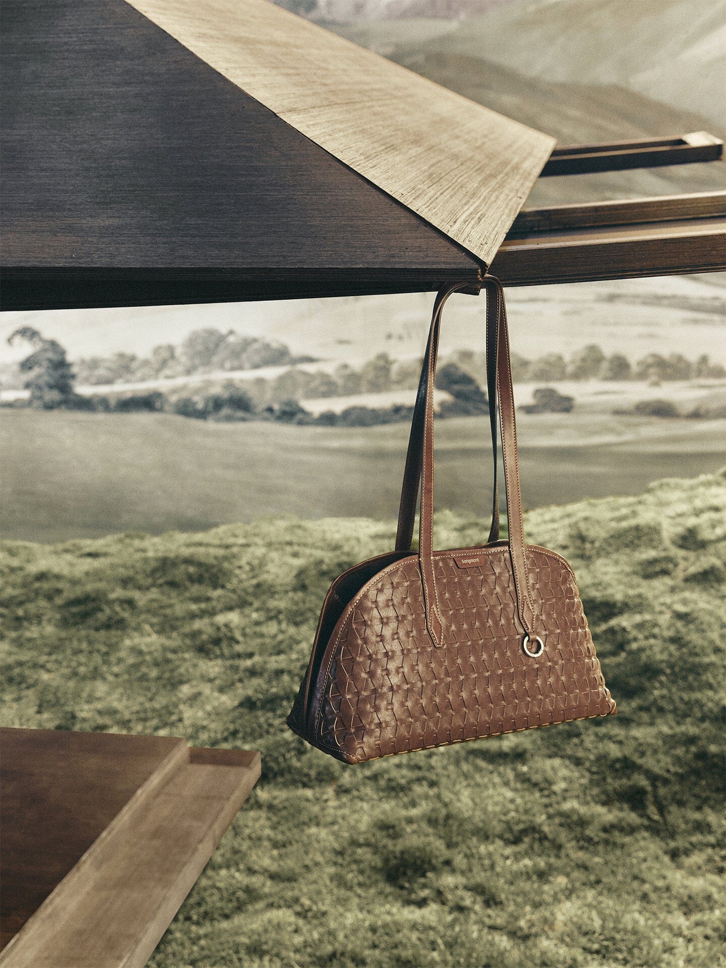 Shellseeker Tote Bag Songmont 