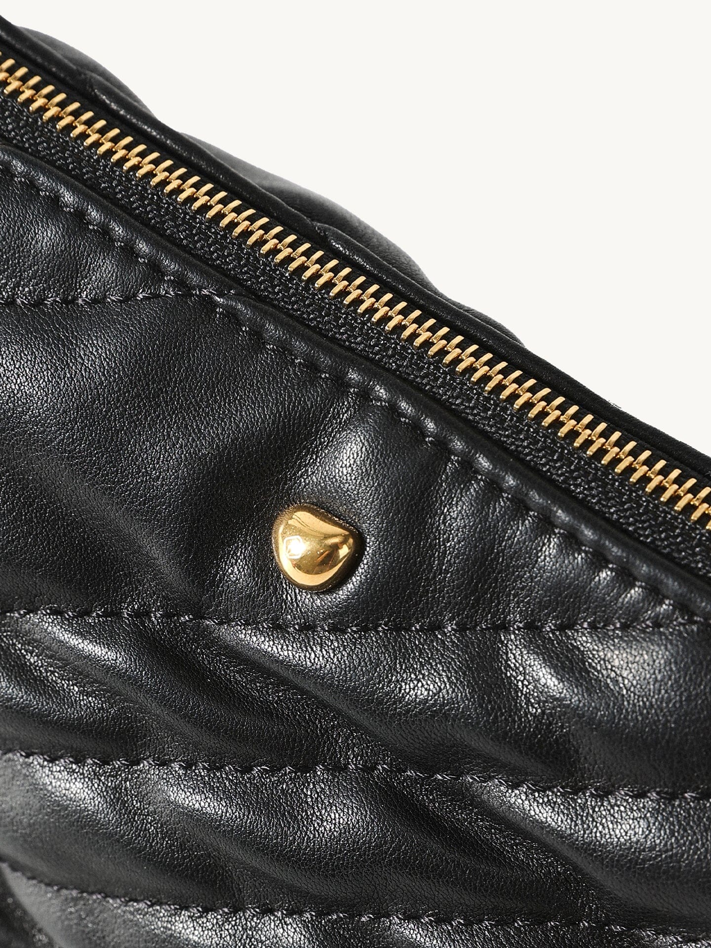 Winding Underarm Bag Songmont 